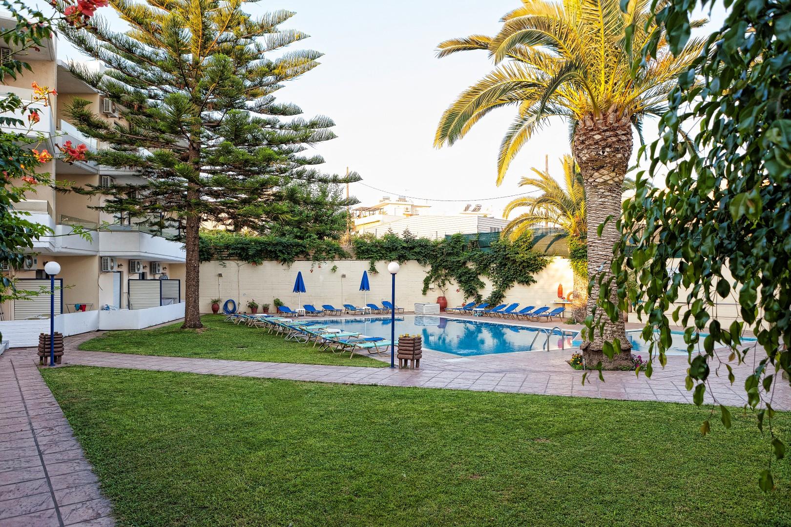 Cretan Sun Lejlighedshotel Adelianos Kampos Eksteriør billede