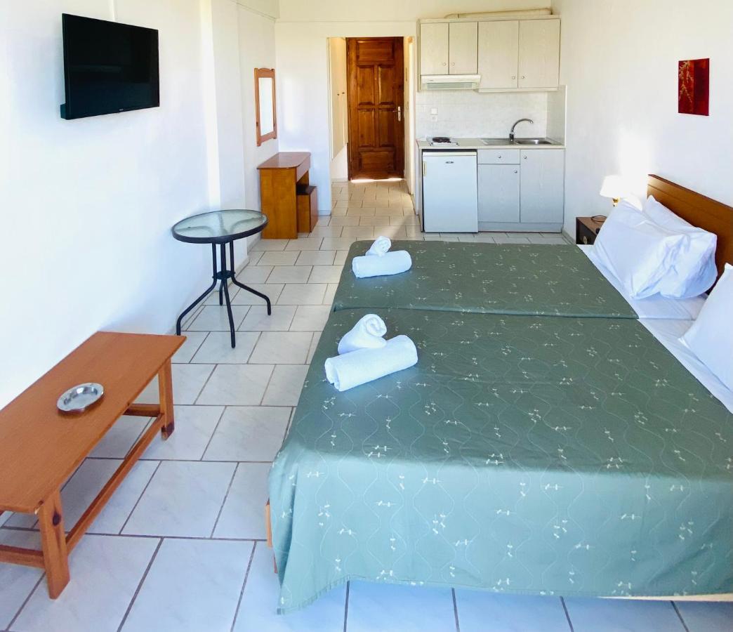 Cretan Sun Lejlighedshotel Adelianos Kampos Eksteriør billede