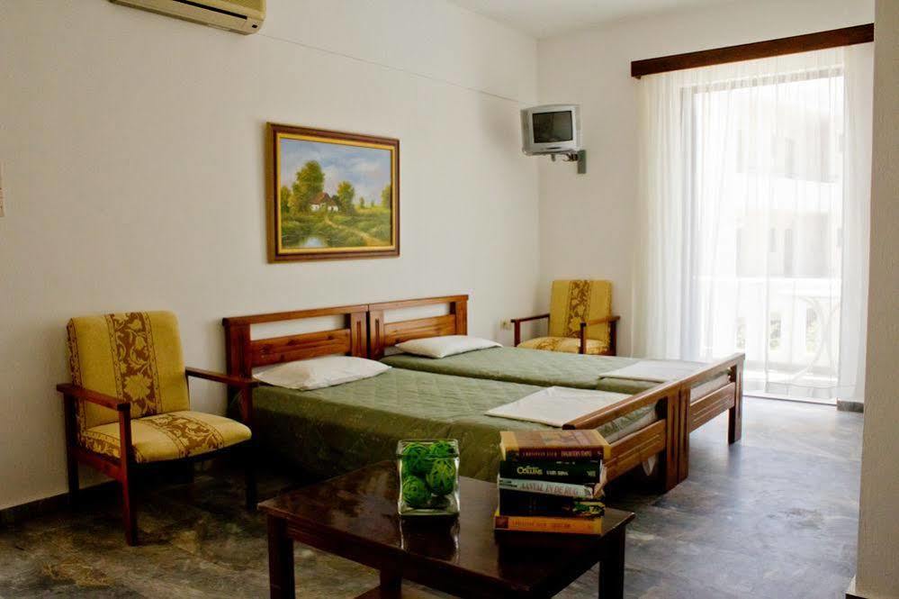 Cretan Sun Lejlighedshotel Adelianos Kampos Eksteriør billede