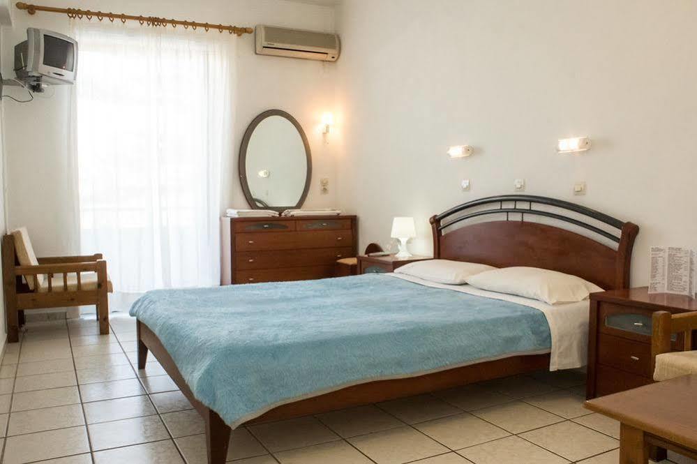 Cretan Sun Lejlighedshotel Adelianos Kampos Eksteriør billede