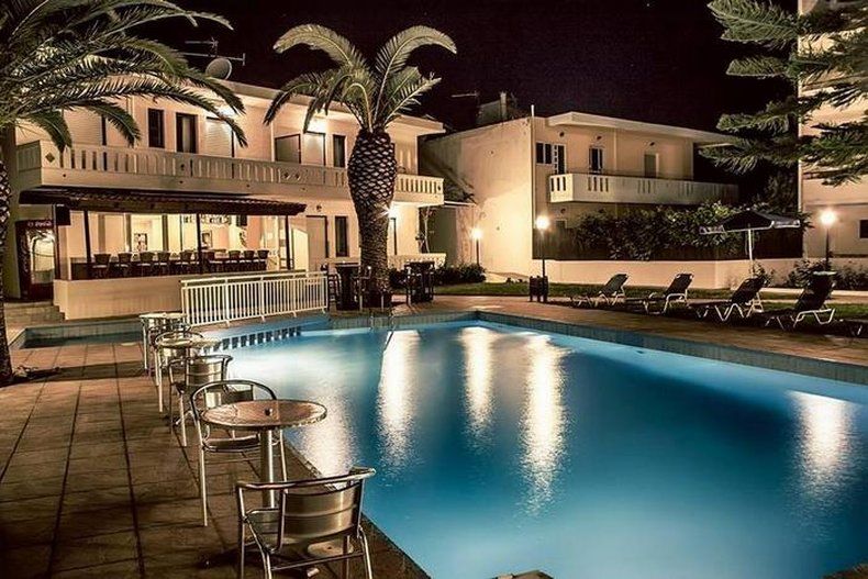 Cretan Sun Lejlighedshotel Adelianos Kampos Eksteriør billede
